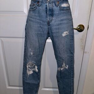 Levi’s Wedgie‎ Distressed Denim Jeans